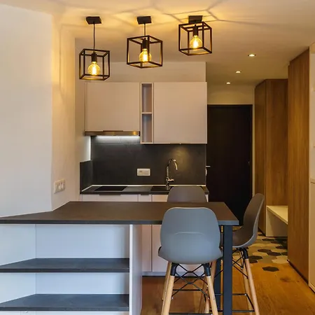 Sud - Lognan 106 - Happy